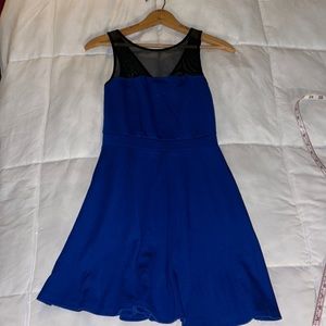 Skater style sleeveless dress Forever 21 Small